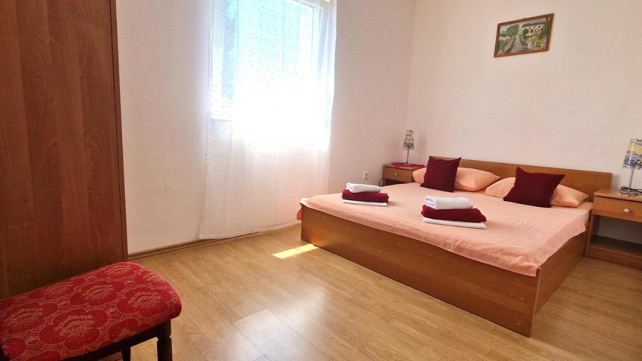 Apartment Hrzina Krk Town Bagian luar foto